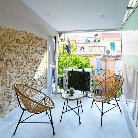 Casa Rebecca ألبينغا